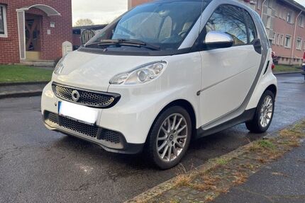 Smart ForTwo 136.500 km 5.199 &euro; Bochum 44803