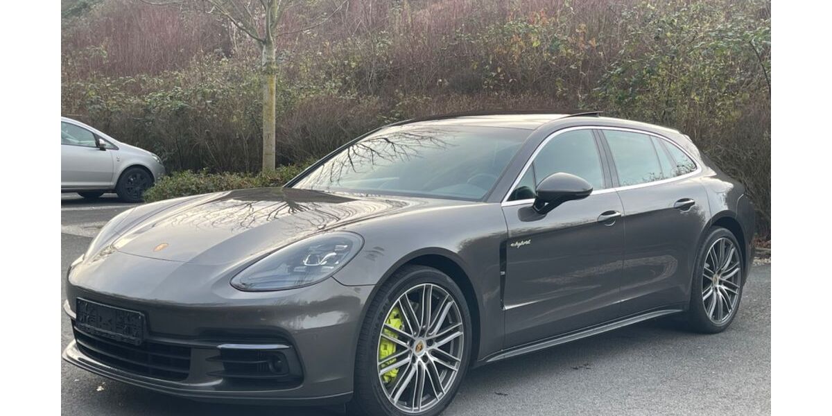Porsche Panamera 157.000 km 45.900 &euro; Dortmund 44145
