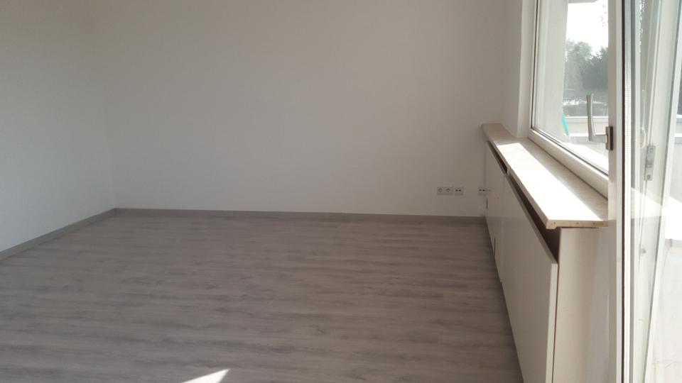 Zu vermieten ist eine schöne Single Wohnung 36 qm mit Balkon 1 zimmer