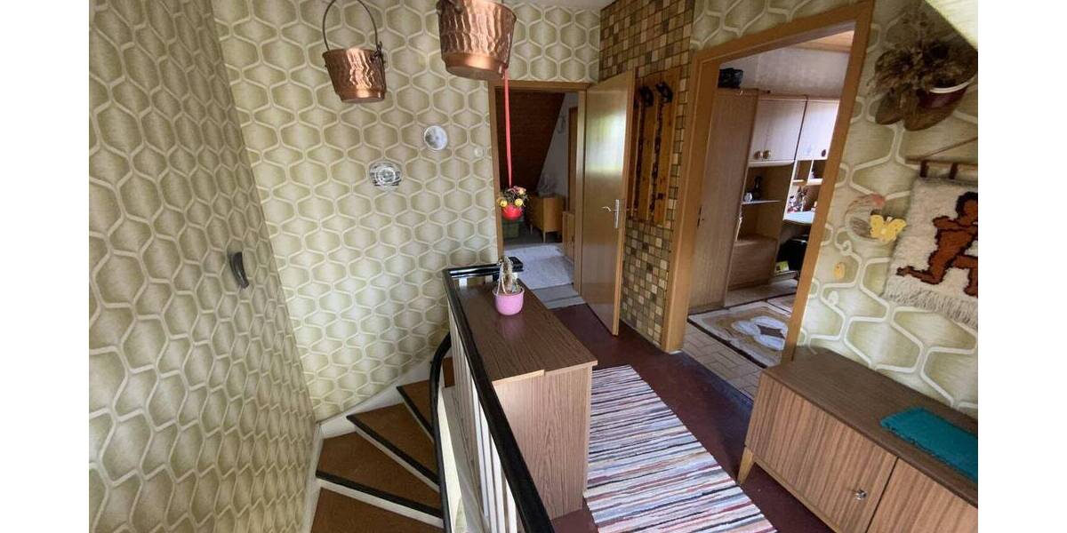 Reihenendhaus Lünen Alstedde - 7 Zimmer, 121 m&sup2;, 290.000&euro; | Angebot:22232531