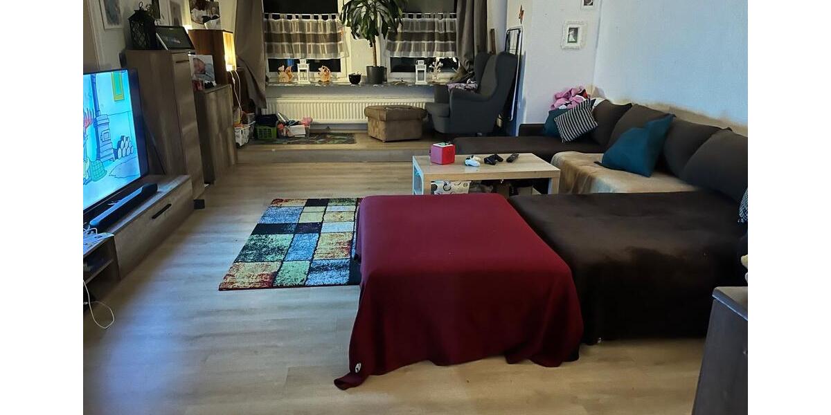 Etagenwohnung Gelsenkirchen Gelsenkirchen-Mitte - 5 Zimmer, 125 m&sup2;, 1.000&euro; | Angebot:24464863