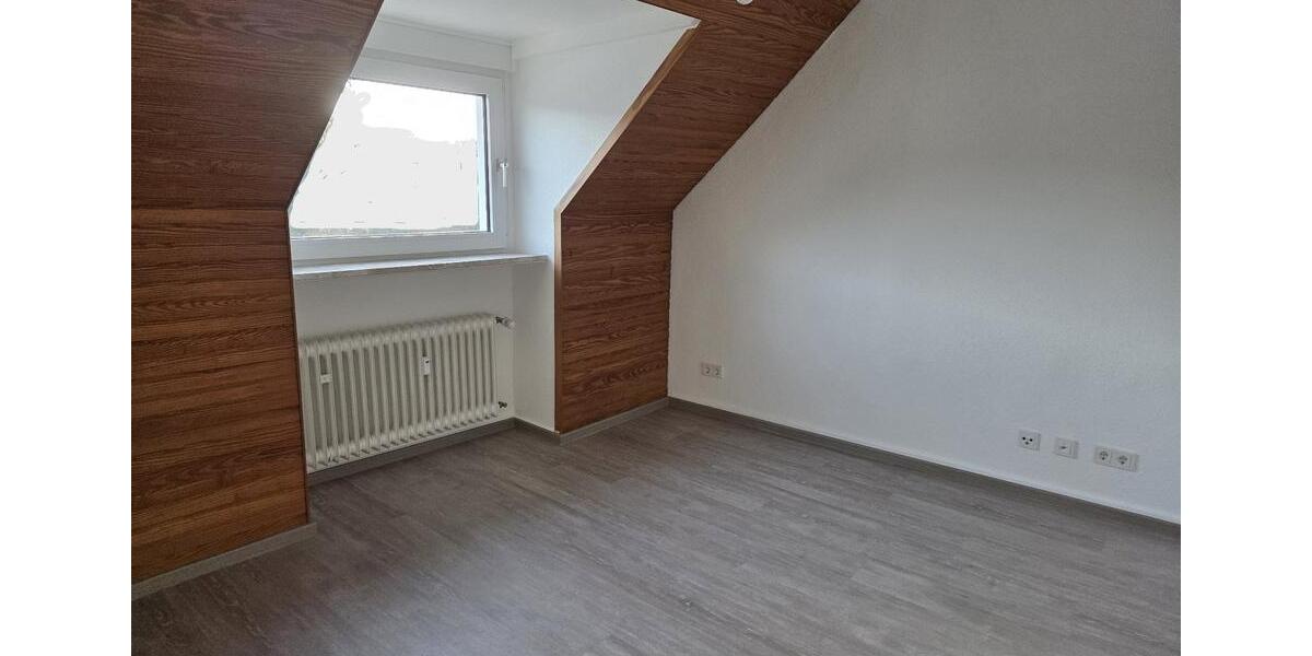 Dachgeschoßwohnung Dortmund Bövinghausen - 3 Zimmer, 80 m&sup2;, 520&euro; | Angebot:24734065
