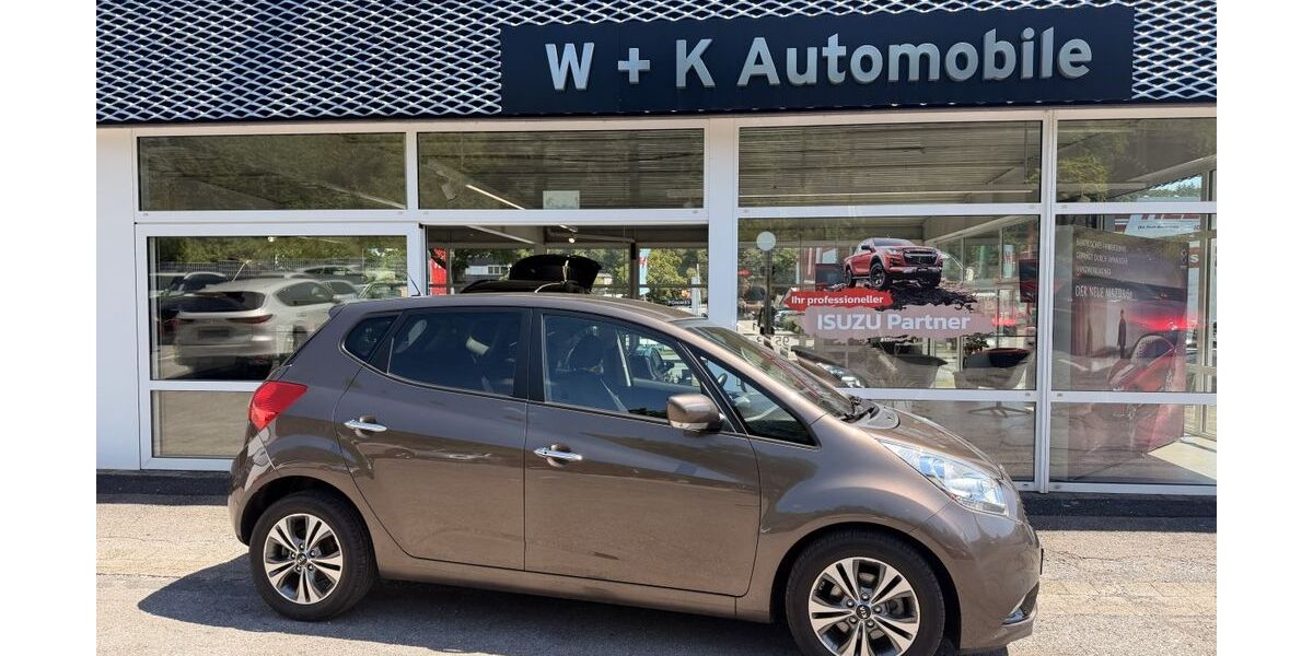 Kia Venga 96.000 km 9.990 &euro; Kamen 59174