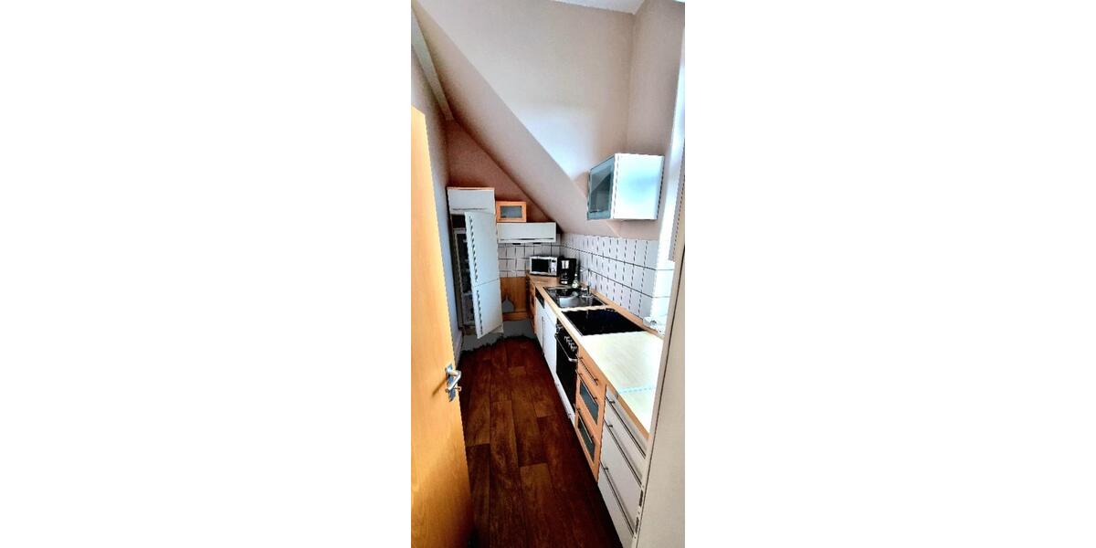 Dachgeschoßwohnung Recklinghausen König Ludwig - 1 Zimmer, 20 m&sup2;, 600&euro; | Angebot:24754602