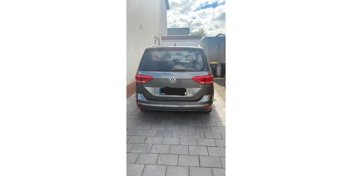 VW Touran 189.900 km 10.400 &euro; Unna 59425