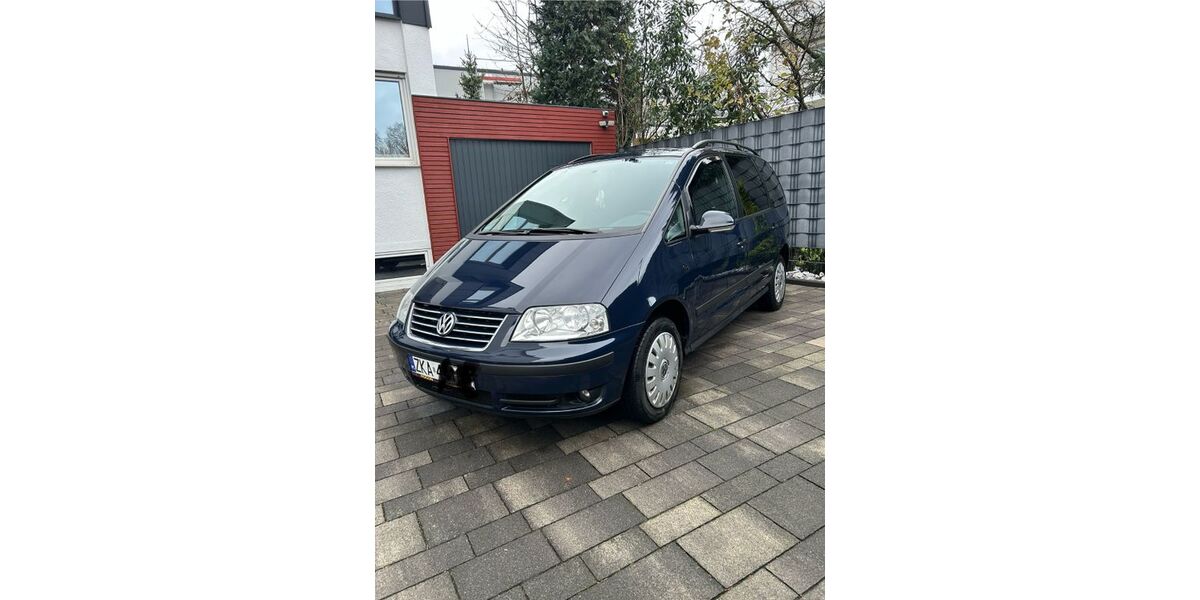 VW Sharan 234.000 km 4.999 &euro; Menden 58706