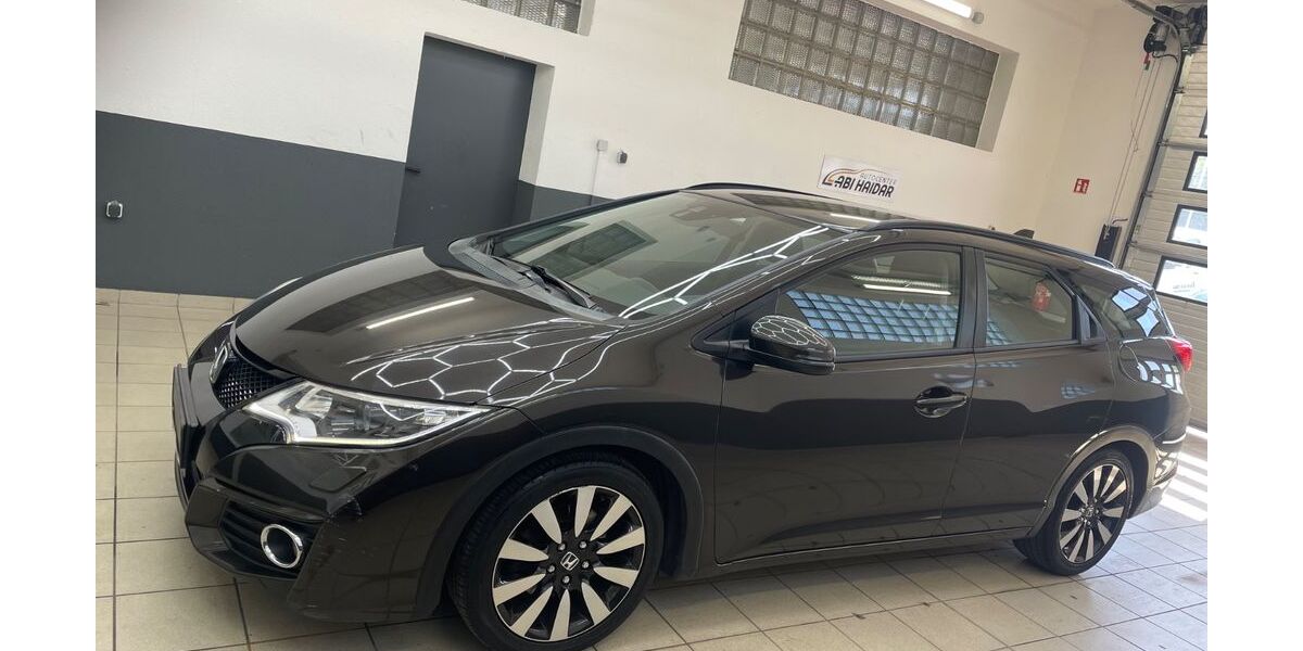 Honda Civic 171.000 km 8.100 &euro; Kamen 59174