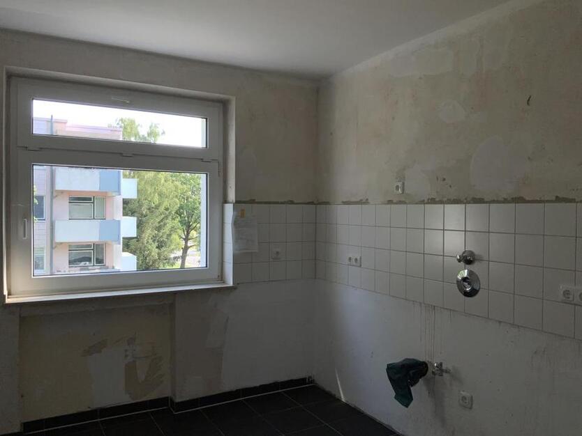 Bezugsfertige 2-Zimmer in Kamen Methler - Balkon - Laminat und Tapeten neu zimmer