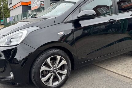 Hyundai i10 54.116 km 9.990 &euro; Gelsenkirchen 45899