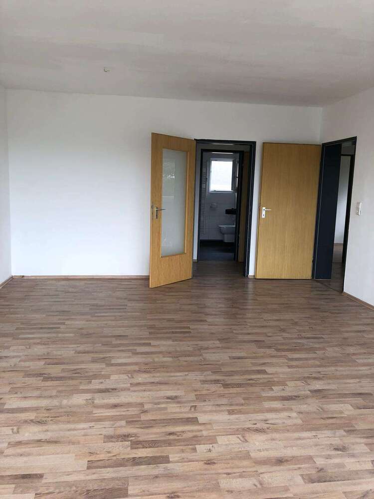 Wohnung zum Mieten in Wetter 528 € 73 m²