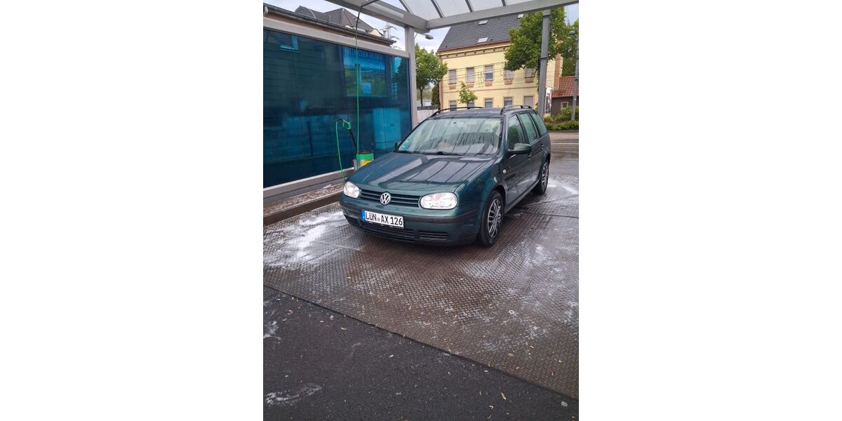 VW Golf 333.200 km 1.700 &euro; Lünen 44532