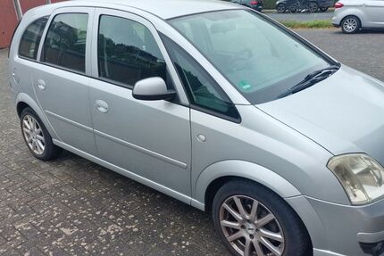Opel Meriva 203.000 km 750 &euro; Oer Erkenschwick 45739