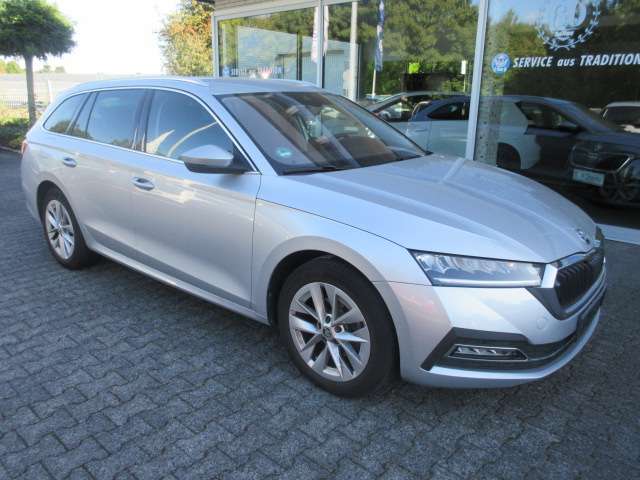 Skoda Octavia Style 2.0 TDI DSG NAVI LED HEAD UP KAMERA 59.800 km 23.988 € Bergkamen 59192