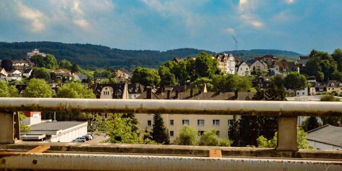 Etagenwohnung Hagen Eilpe - 4 Zimmer, 131 m&sup2;, 149.000&euro; | Angebot:24684443