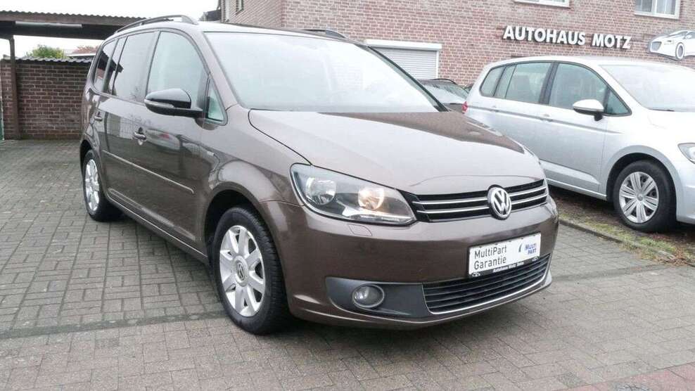 VW Touran 176.618 km 6.900 € Selm 59379