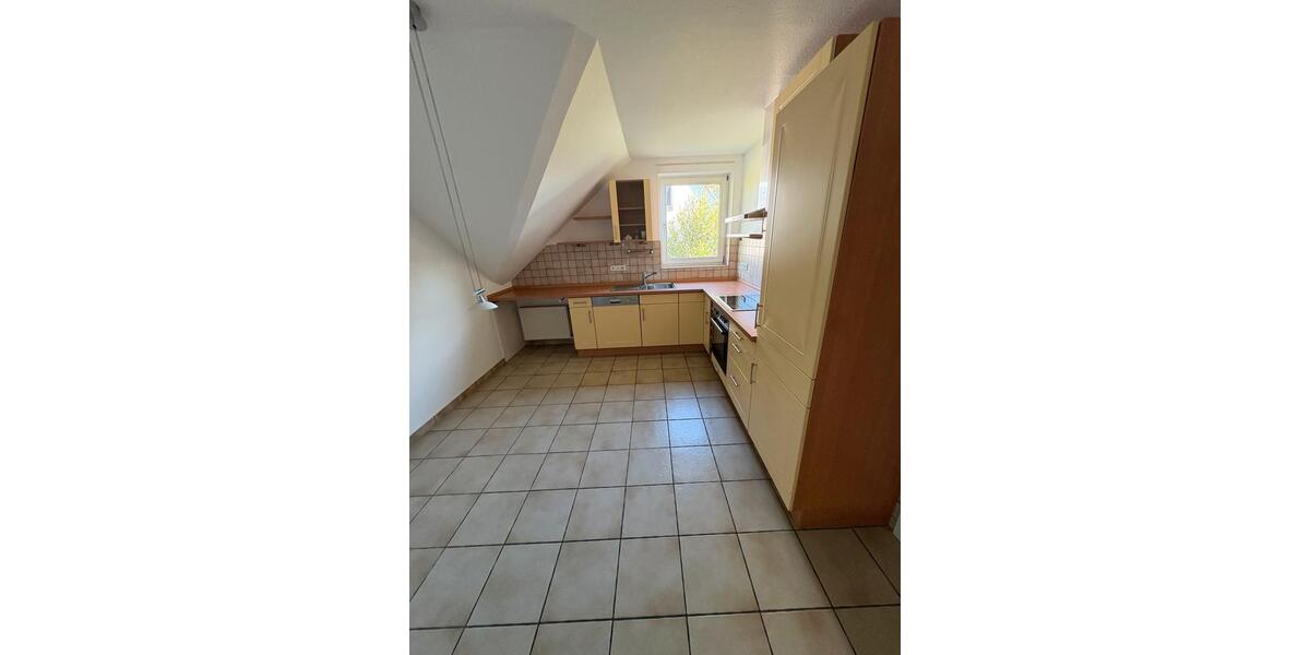 Dachgeschoßwohnung Holzwickede - 3 Zimmer, 94 m&sup2;, 242.000&euro; | Angebot:27161524
