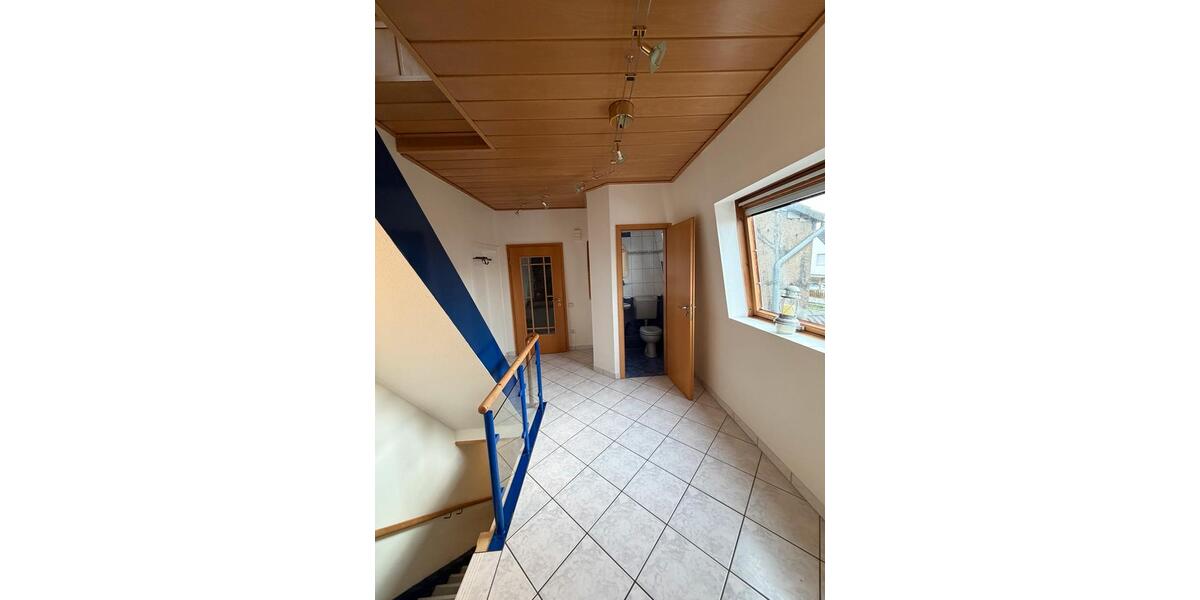 Einfamilienhaus Bergkamen - 4 Zimmer, 140 m&sup2;, 1.400&euro; | Angebot:24459101