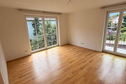 5-Zimmer-Wohnung 1. OG in 86529 Schrobenhausen mit Garten und Balkon