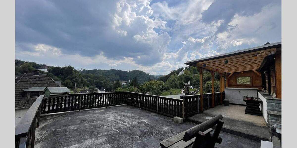 Einfamilienhaus Altena / Evingsen Evingsen - 7 Zimmer, 149 m&sup2;, 239.000&euro; | Angebot:24532424