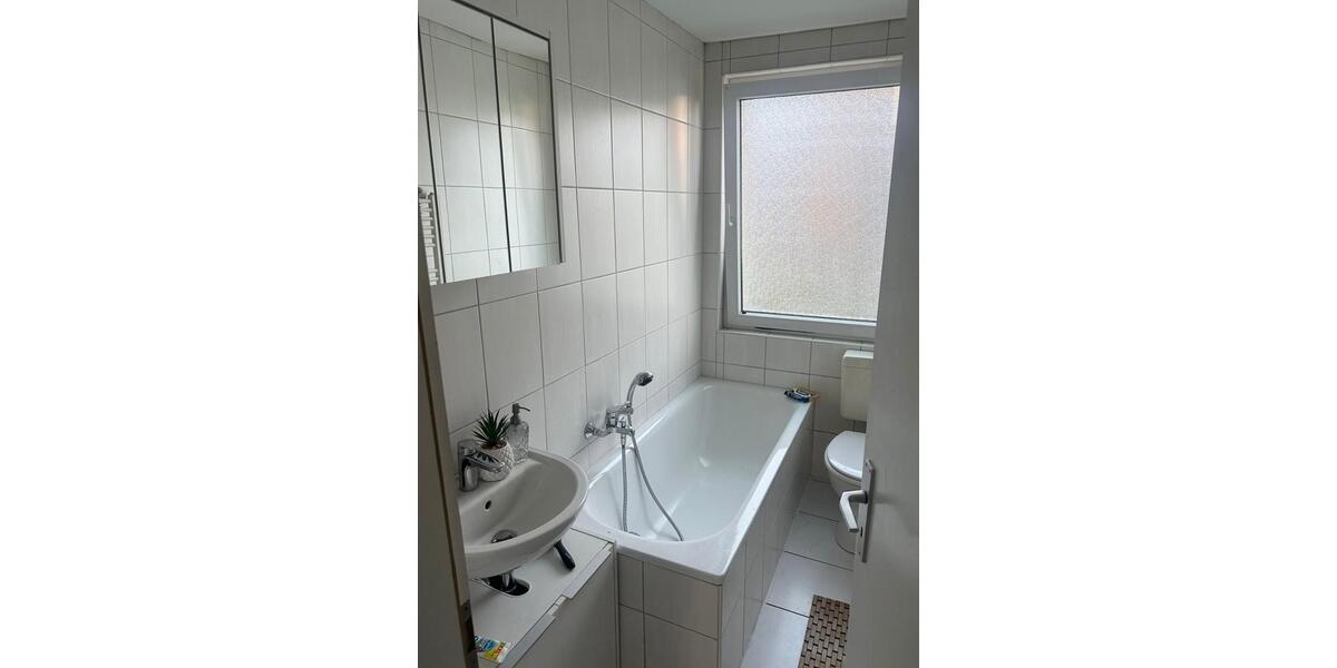 Erdgeschoßwohnung Bergkamen - 4 Zimmer, 100 m&sup2;, 620&euro; | Angebot:25635902