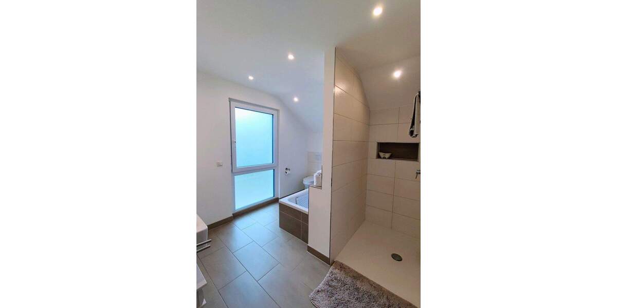 Einfamilienhaus Ennepetal Altenvoerde - 7 Zimmer, 208 m&sup2;, 749.000&euro; | Angebot:25948110