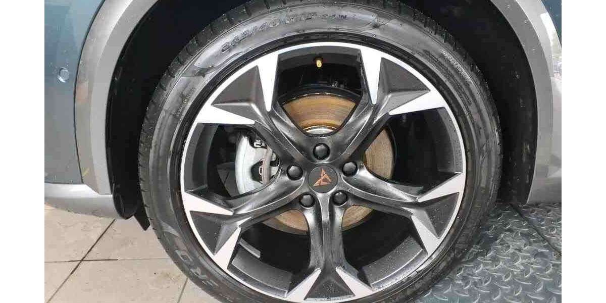 Cupra Formentor 1.4 eHybrid DSG PANORAMA KAMERA ACC ALU 31.817 km 24.988 &euro; Bergkamen 59192