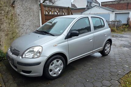 Toyota Yaris 106.750 km 2.800 &euro; Menden 58706