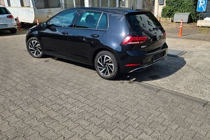 VW Golf 226.142 km 10.999 &euro; Datteln 45711
