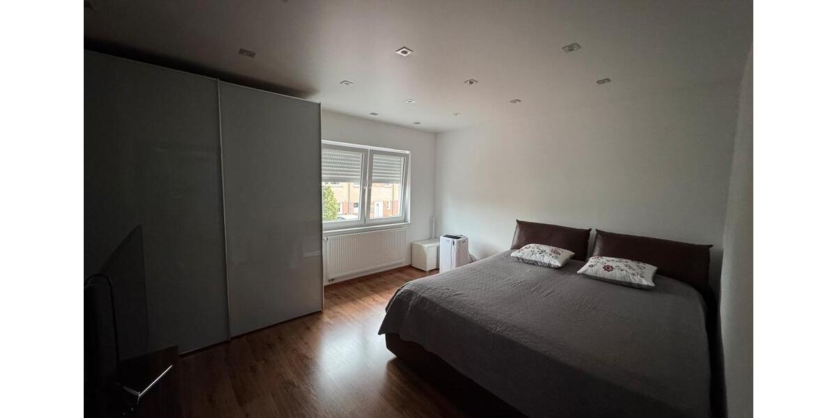Einfamilienhaus Bergkamen - 5 Zimmer, 140 m&sup2;, 680.000&euro; | Angebot:26980709