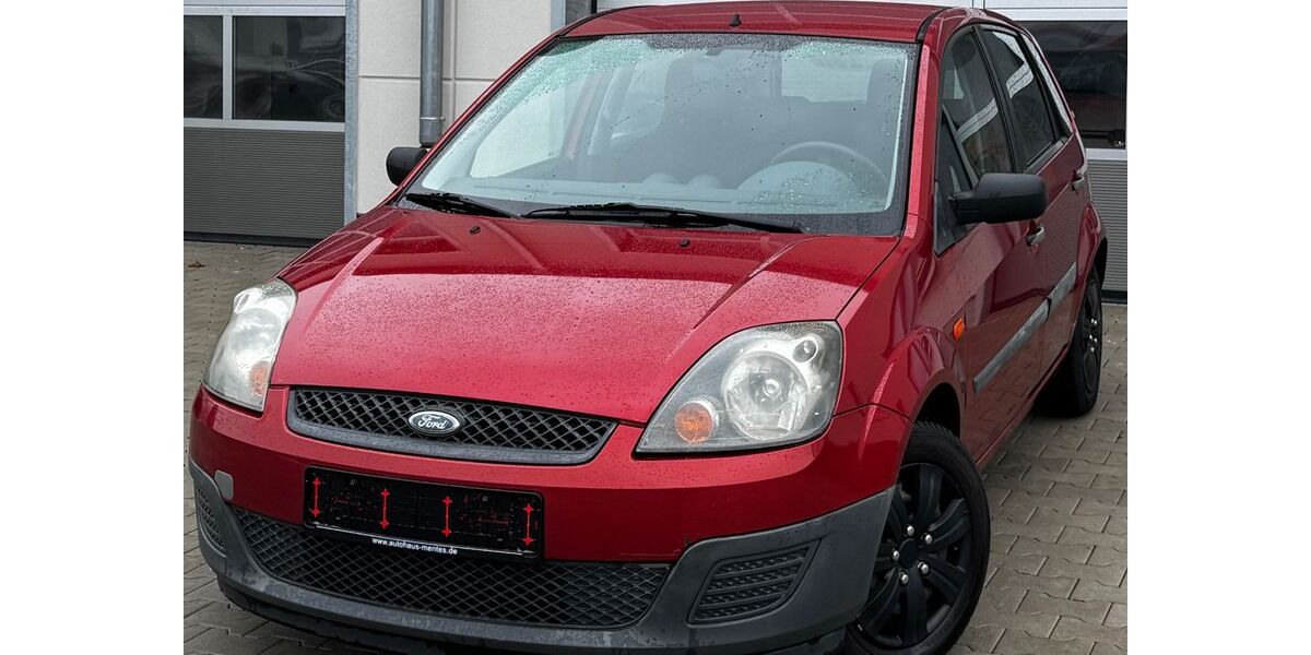 Ford Fiesta 151.147 km 2.299 &euro; Bochum 44807