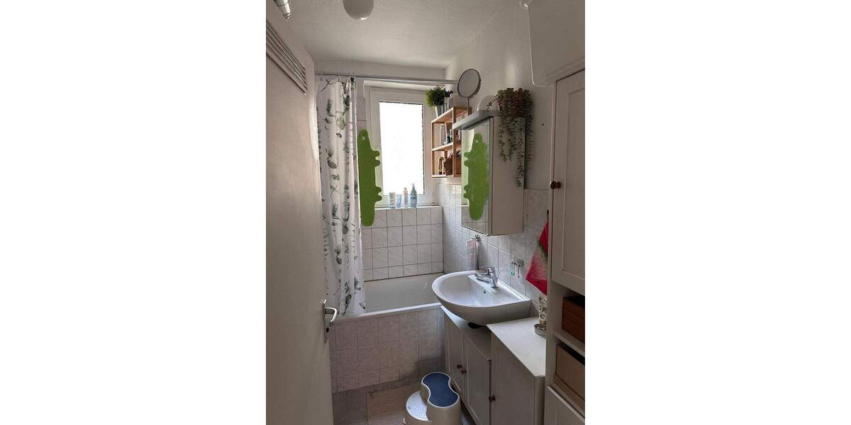 Etagenwohnung Bochum / Ehrenfeld Wiemelhausen - 4 Zimmer, 99 m&sup2;, 850&euro; | Angebot:24764148