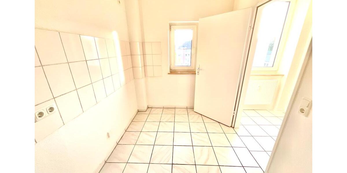 Schöne 2-Raumwohnung in zentraler Lage zimmer