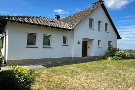 Haus Iserlohn Sümmern - 8 Zimmer, 189 m&sup2;, 650.000&euro; | Angebot:27457329