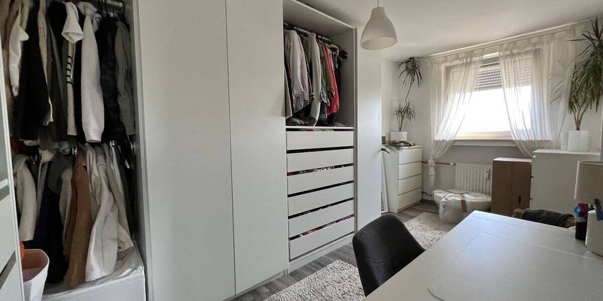 Etagenwohnung Bergkamen Mitte - 4 Zimmer, 97 m&sup2;, 140.000&euro; | Angebot:26886723