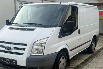 Ford Transit 196.000 km 3.990 € Hattingen 45525