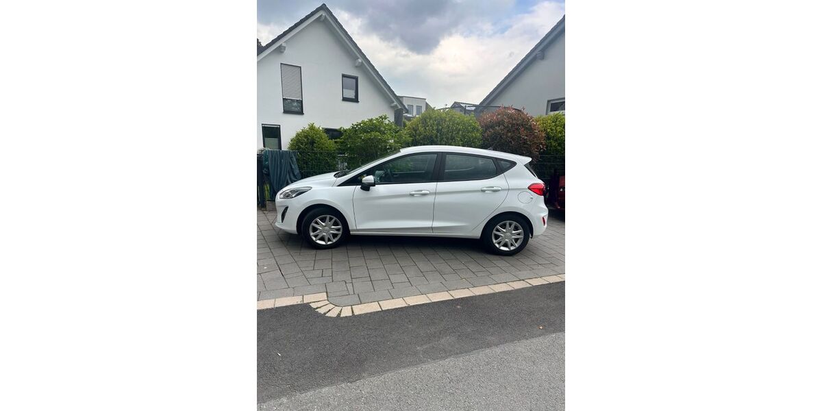 Ford Fiesta 52.960 km 9.999 &euro; Holzwickede 59439