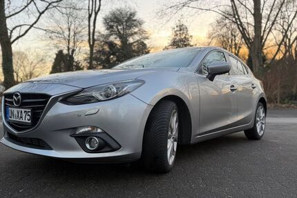 Mazda 3 201.000 km 8.200 &euro; Kamen 59175