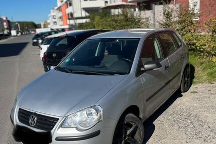 VW Polo 121.000 km 2.550 &euro; Dortmund 44147