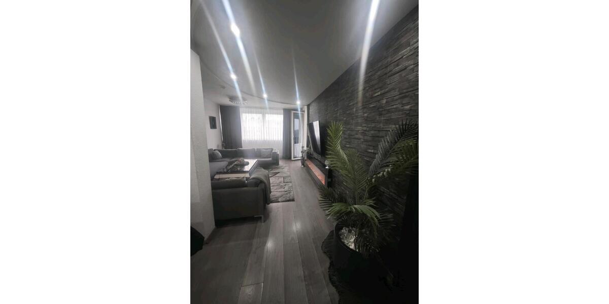 Etagenwohnung Bochum Laer - 3 Zimmer, 80 m&sup2;, 175.000&euro; | Angebot:24787292