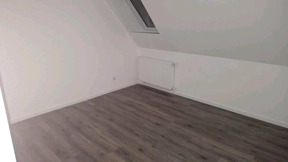 Dachgeschoßwohnung Herne Sodingen - 5 Zimmer, 119 m&sup2;, 200.000&euro; | Angebot:24817886
