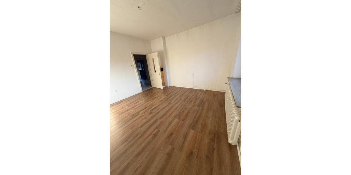 Etagenwohnung Bochum Eppendorf - 3 Zimmer, 86 m&sup2;, 830&euro; | Angebot:24741381