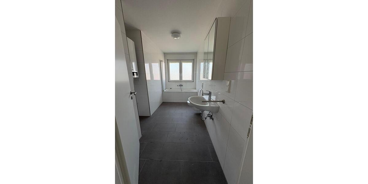 Dachgeschoßwohnung Hamm Daberg - 3.5 Zimmer, 75 m&sup2;, 750&euro; | Angebot:26683017