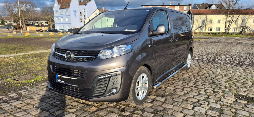 Opel Vivaro 102.500 km 24.990 &euro; Herne 44629