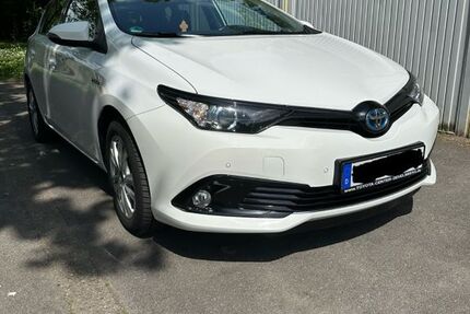 Toyota Auris 110.000 km 13.750 € Unna 59425
