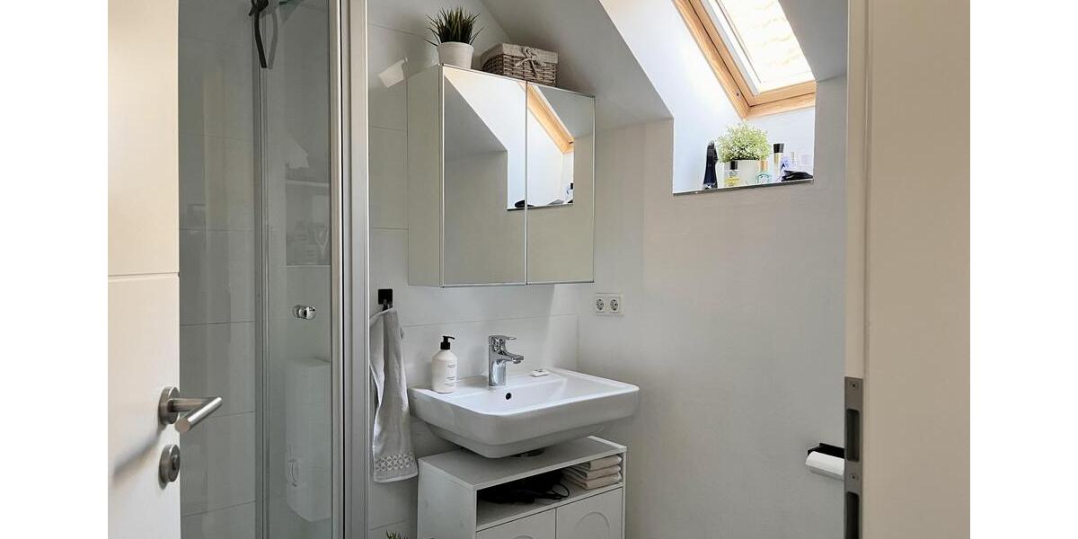 Dachgeschoßwohnung Dortmund Hombruch - 2 Zimmer, 65 m&sup2;, 715&euro; | Angebot:26453764