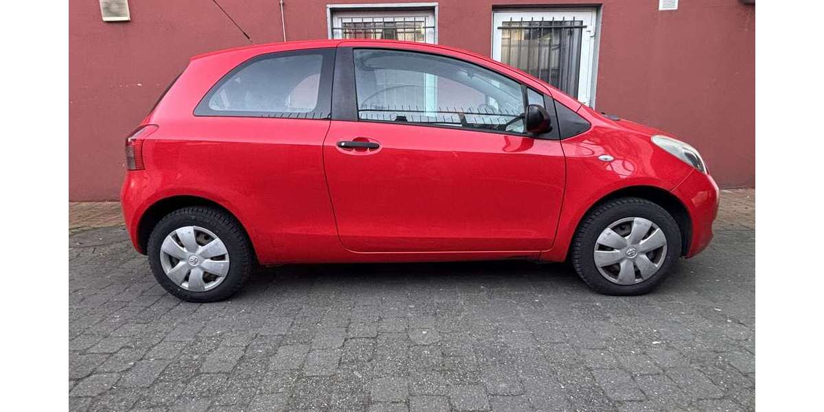 Toyota Yaris 148.000 km 2.000 &euro; Hagen 58097