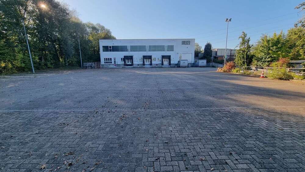 Halle in Witten 19.750 € 2636 m² zimmer