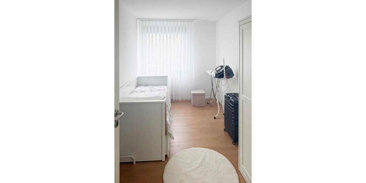 Etagenwohnung Bochum Höntrop - 4.5 Zimmer, 83 m&sup2;, 189.000&euro; | Angebot:24753431
