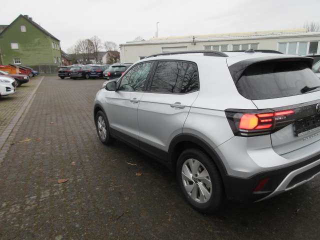 VW T-Cross Life 1.0 TSI NAVI LED ACC GJR ALU APS SITZ 6.600 km 21.988 € Bergkamen 59192