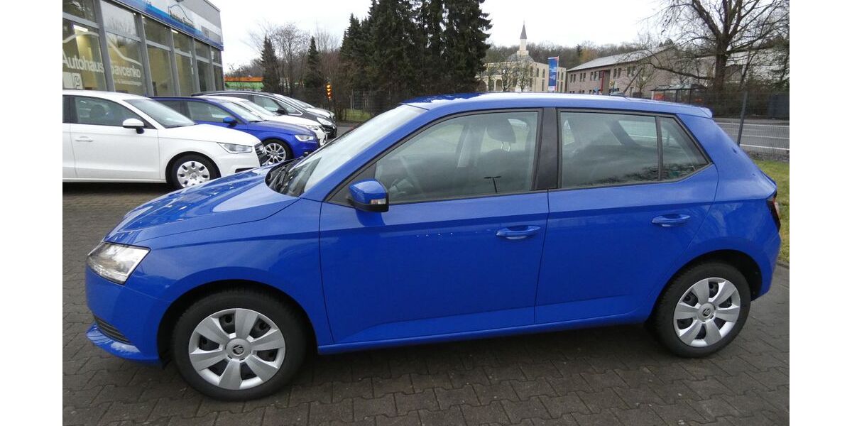 Skoda Fabia 76.000 km 8.200 &euro; Bergkamen 59192